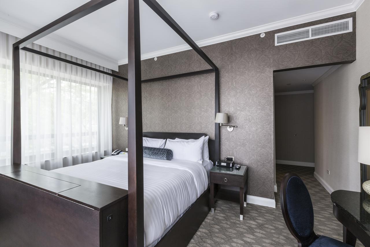 La Banque Hotel Homewood Luaran gambar