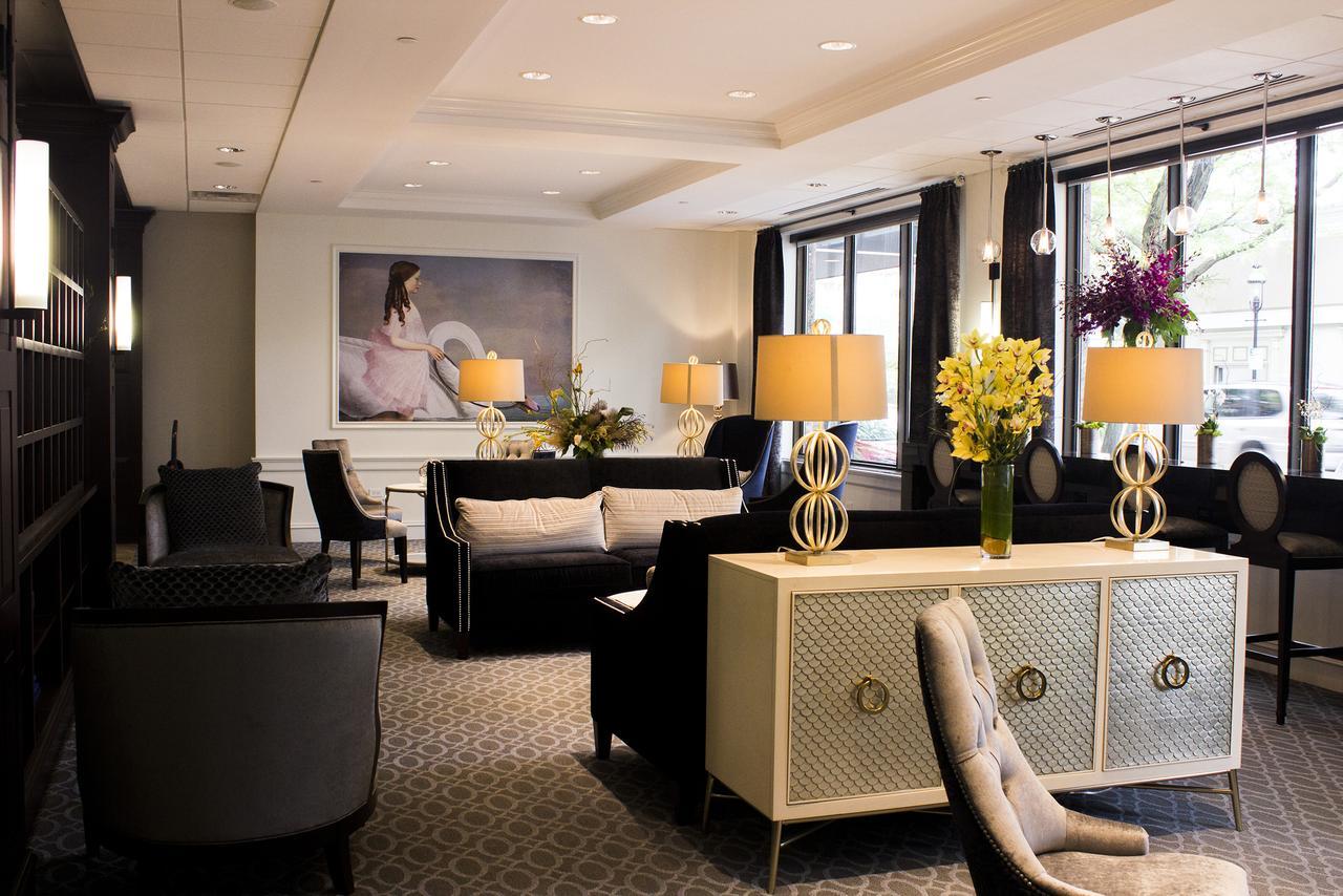 La Banque Hotel Homewood Luaran gambar
