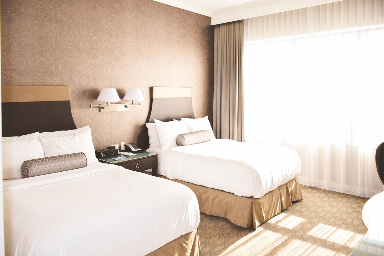 La Banque Hotel Homewood Luaran gambar