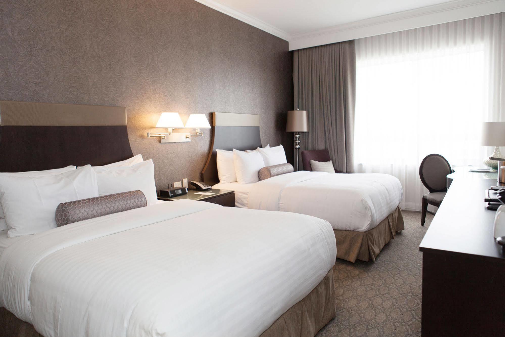 La Banque Hotel Homewood Luaran gambar
